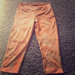 OTF workout capri pants